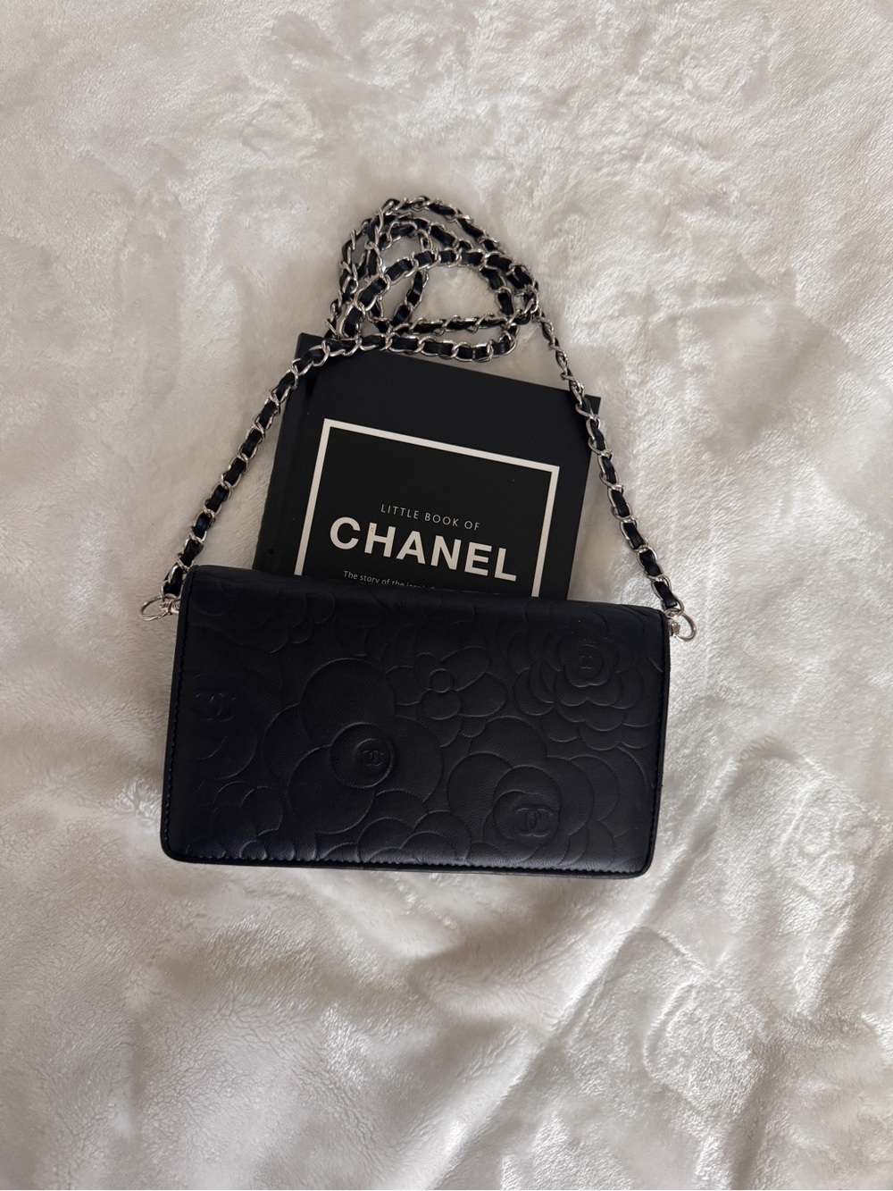 Authentic Chanel Black Camellia Quilted Leather Chain Wallet - Picture 2 of 12